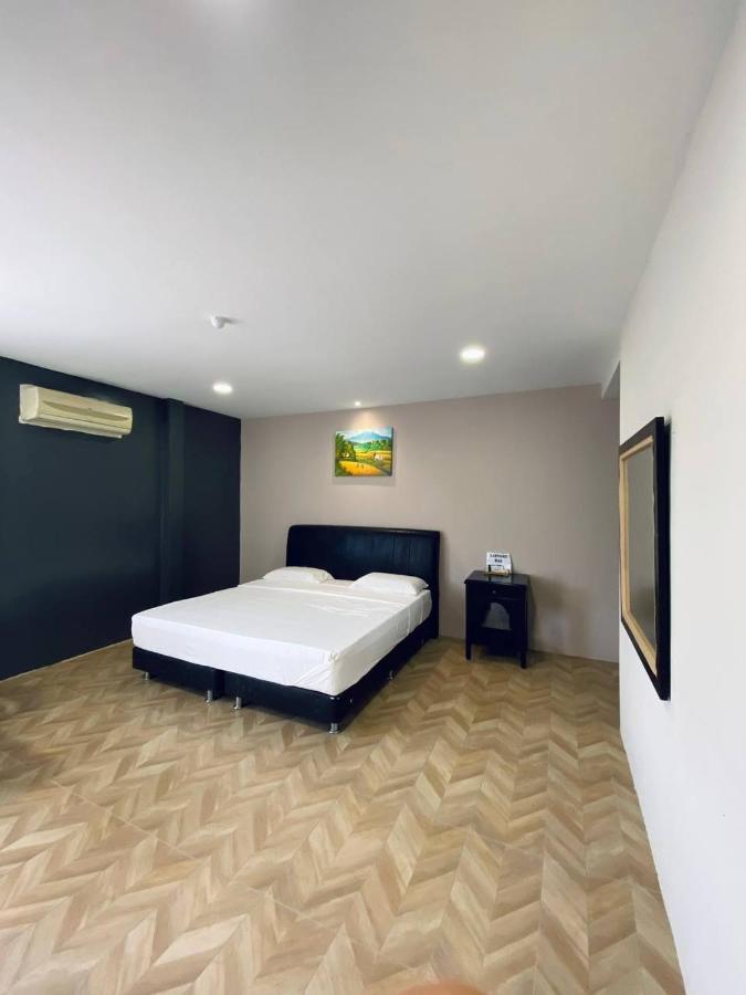Z Hotel ملقا المظهر الخارجي الصورة